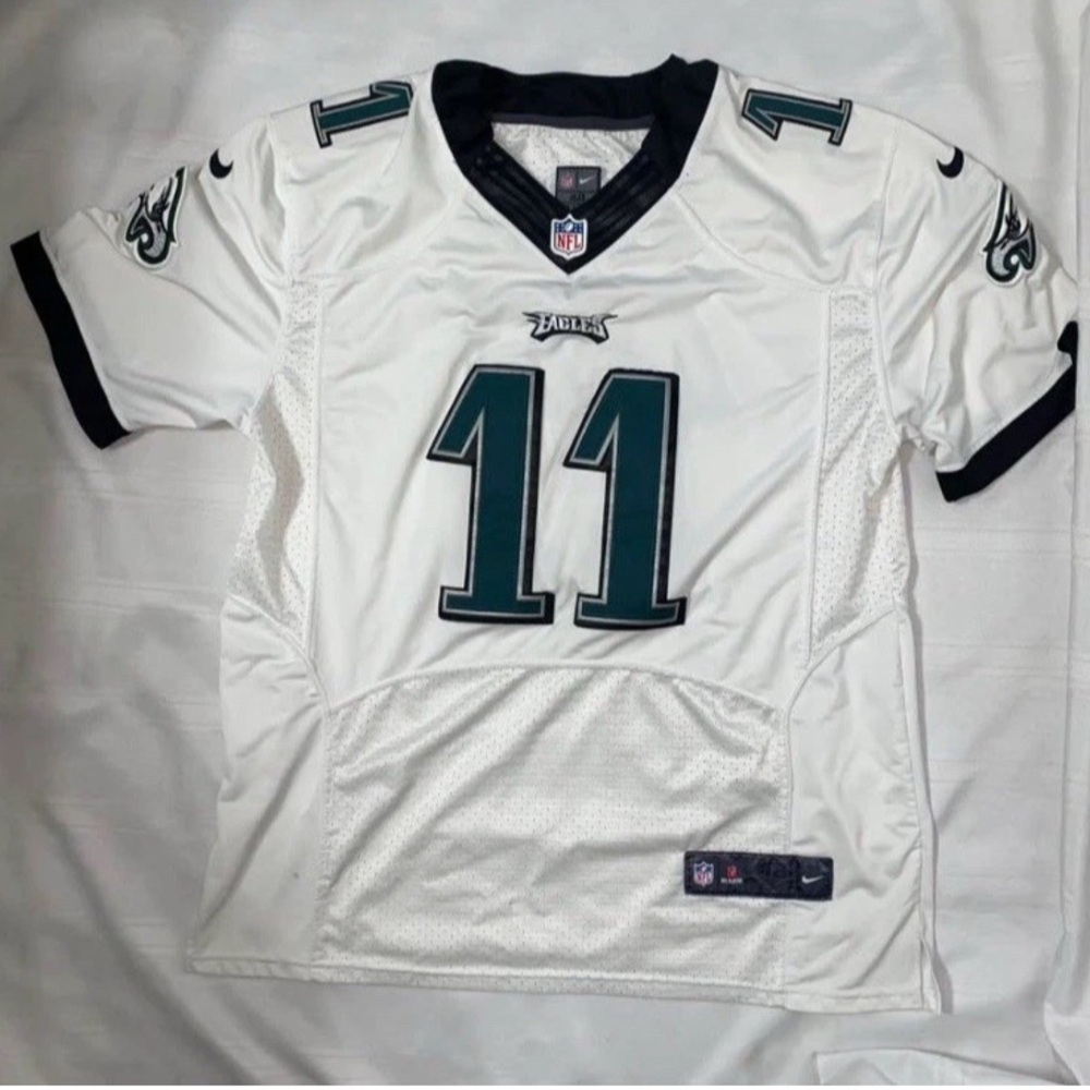 Carson Wentz #11 Philadelphia Eagles Nike White On Field Jersey Men's Size 48